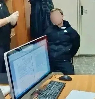 В Сыктывкаре задержали 22‑летнего местного жителя за покушение на сбыт наркотиков.  Молодой человек 