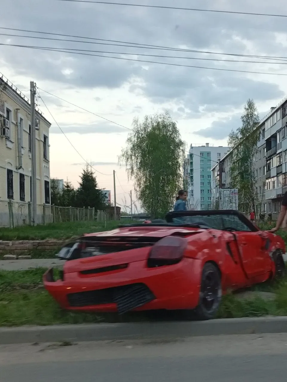 ДТП с участием кабриолета произошедшее на улице Попова.