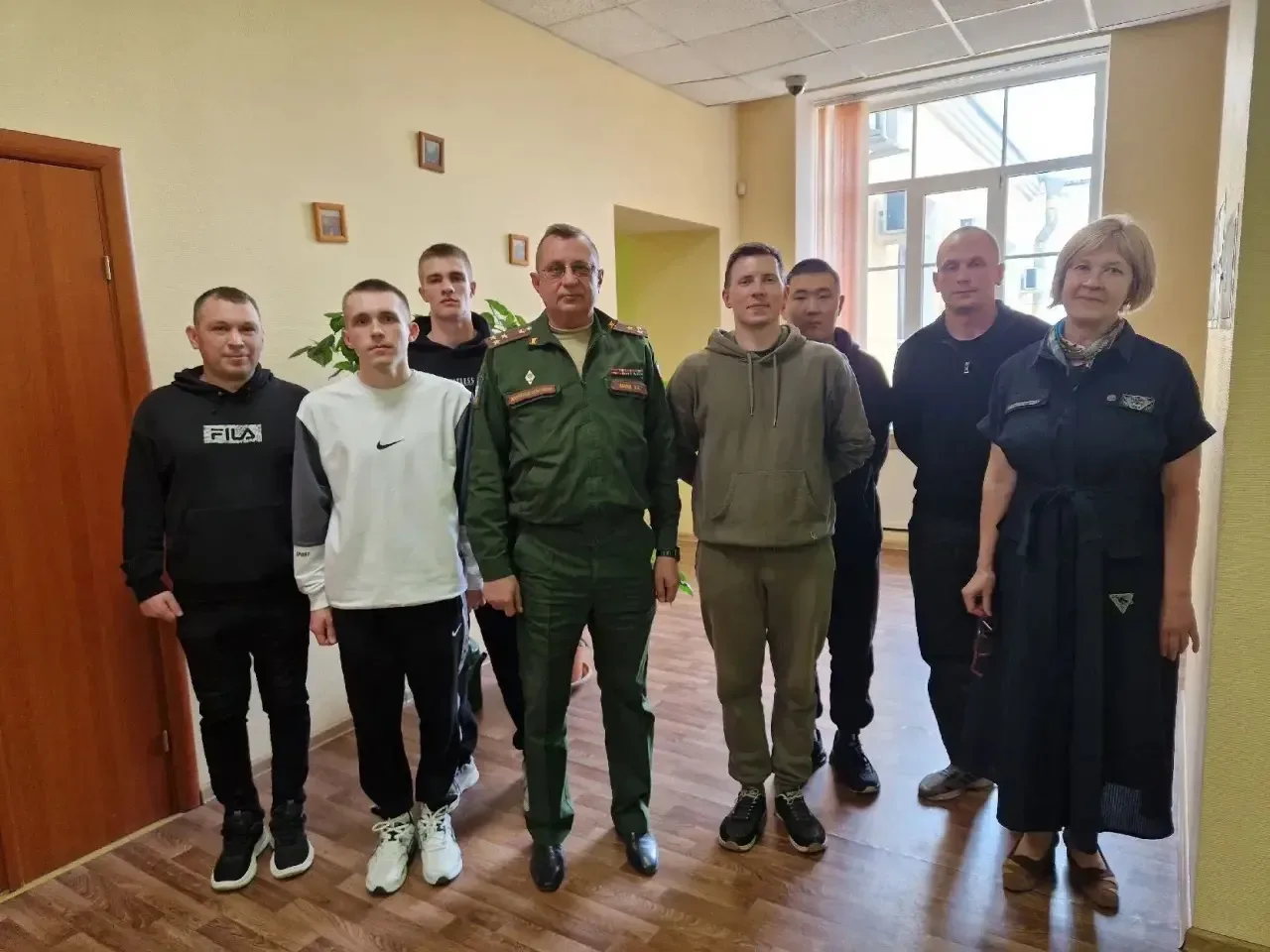 Дисциплина на рельсах и в строю: экзамены для будущих защитников  В МТУ Ространснадзора по СЗФО прош