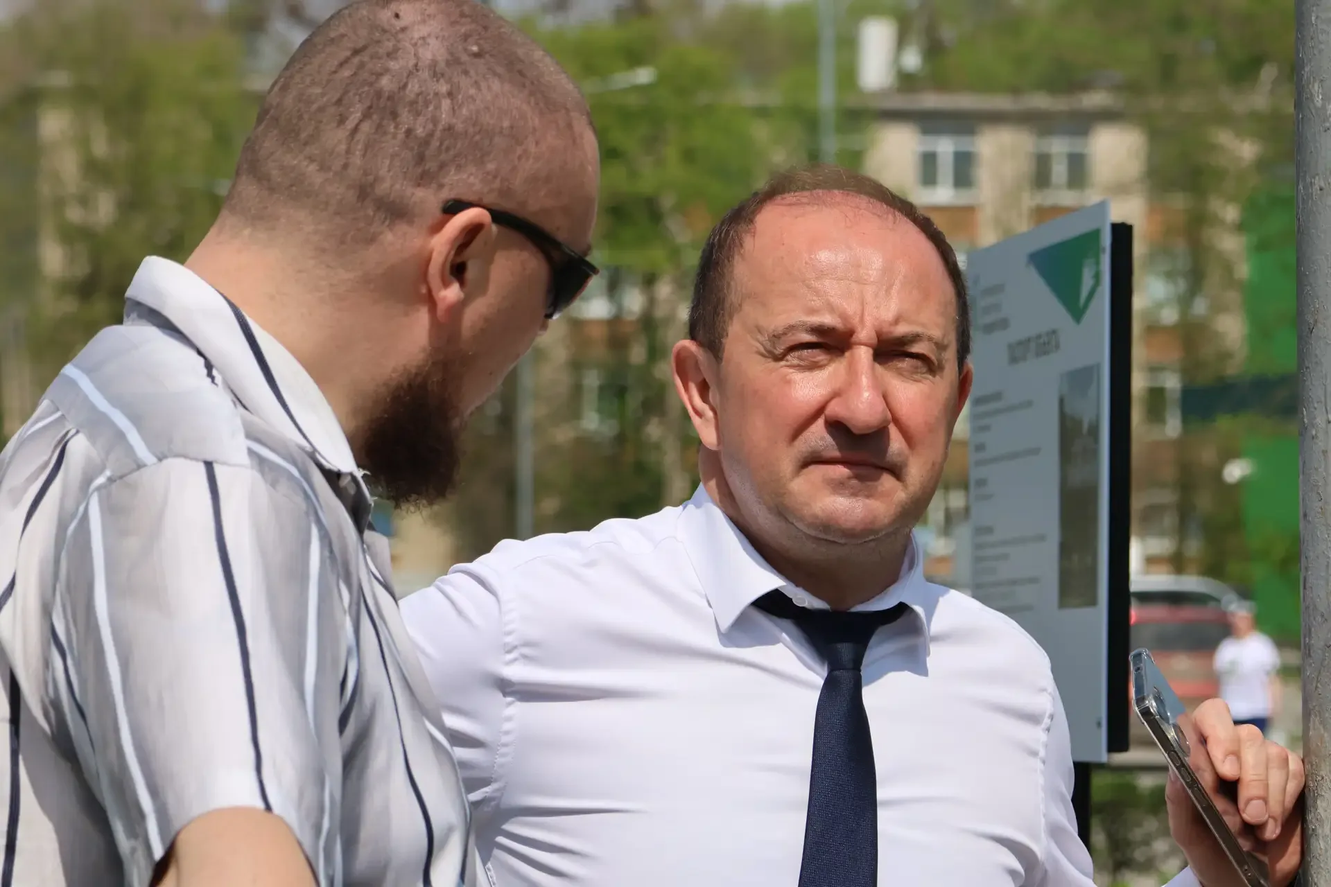 В Новомосковске началось благоустройство сквера «Сказка». Уже в этом году город получит ещё одно ком