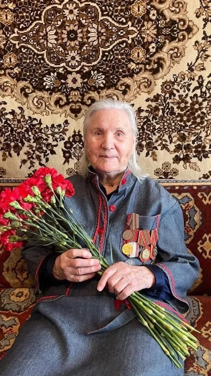 🙏🏻❤️ ️ 101 год - возраст мудрости и стойкости: труженица тыла из ЯНАО принимает поздравления.  Нина 