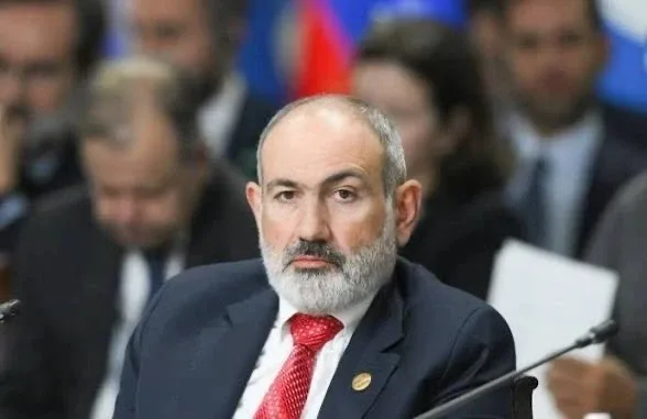⚡️Пашинян заявил, что в ходе визита в Россию в апреле проинформировал Путина, что не сможет 28 мая у
