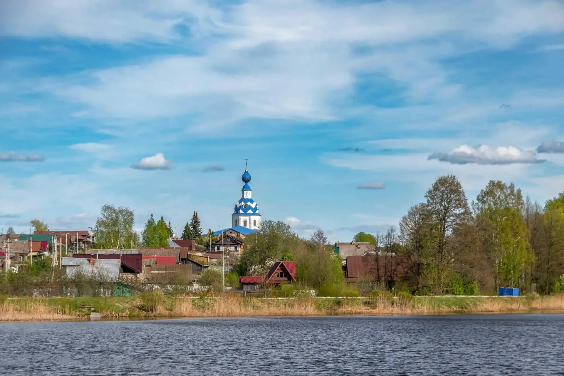 🌤 В Ивановской области 17 мая облачно с прояснениями. Синоптики прогнозируют кратковременный дождь, 
