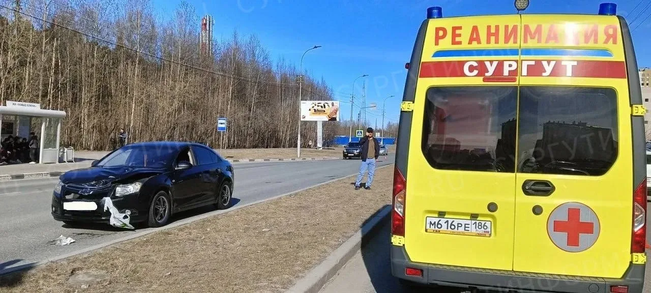 В Сургуте на пешеходном переходе сбили ребенка — он скончался   ДТП произошло на нерегулируемой зебр