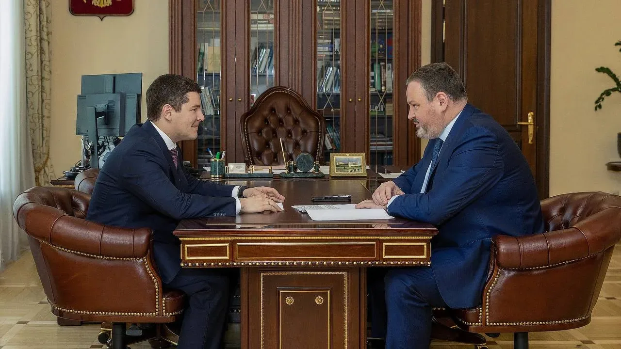 🤝🏻 Дмитрий Артюхов и Антон Котяков обсудили демографию и рынок труда Ямала  Губернатор Ямала Дмитрий