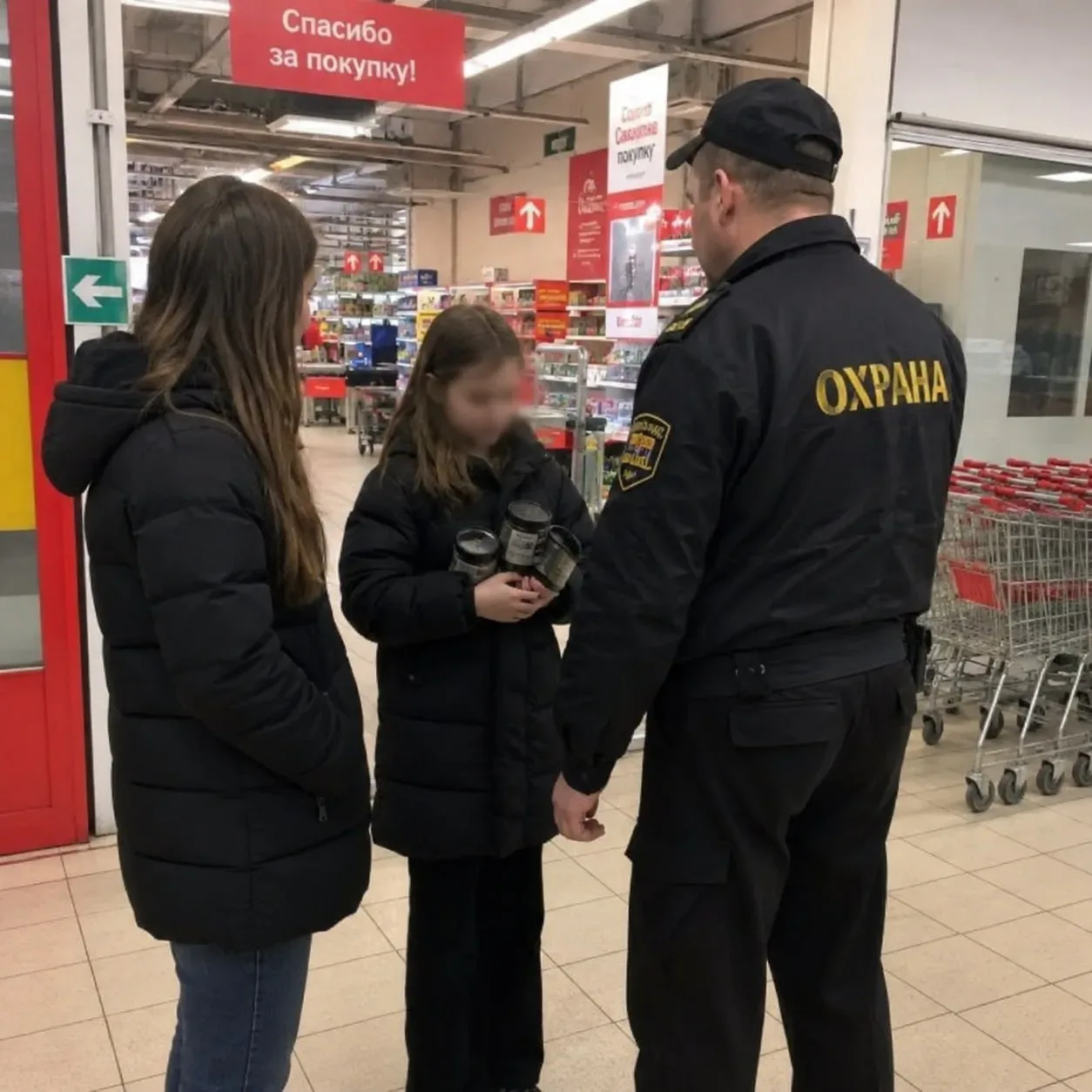 ⚡️ 18-летняя жительница Грязей втянула 11-летнюю девочку в кражу кофе  В Грязях будут судить 18-летн