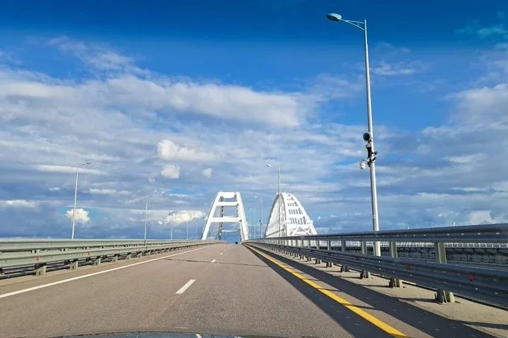 🌉 Крымскому мосту — 8 лет! Вспоминаем самые интересные моменты стройки века  16 мая 2018 года по мос