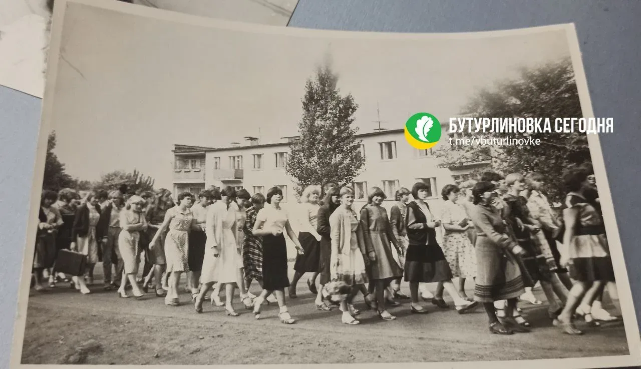 🎈Сегодня один из самых узнаваемых праздников советской эпохи. Фразу «Мир, Труд, Май!» помнит каждый,