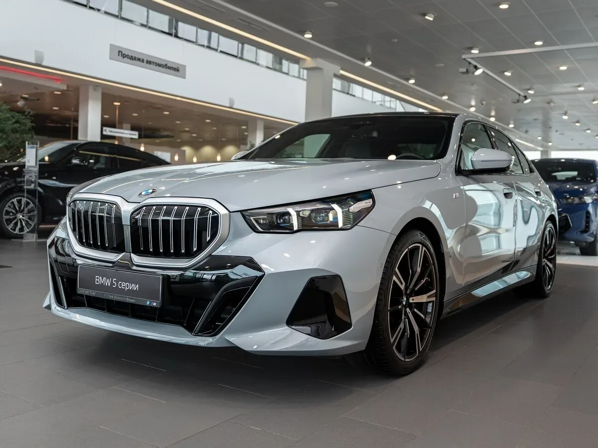 Неделя продаж BMW 5 серии — Особые условия  💰Только у нас: преимущество на BMW 5 серии до 1 300 000 
