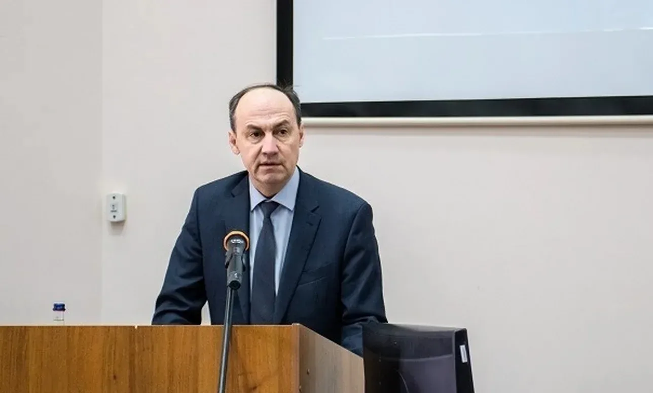 Глава «Красмаша» взят под стражу по уголовному делу о хищении и взятке  В Красноярске арестован Алек
