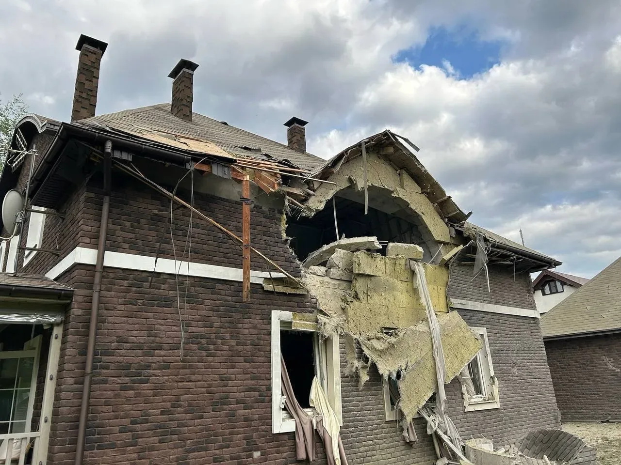 ⚡️⚡️⚡️⚡️Три человека погибли, ещё 17 пострадали после массированной атаки БПЛА на Москву и Подмосков