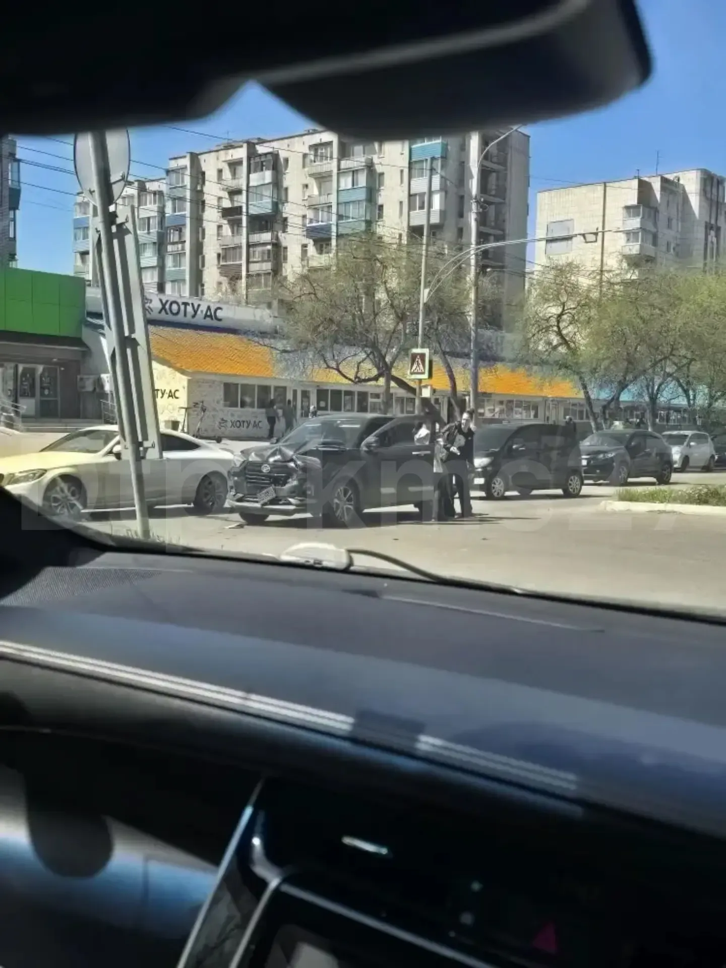 Проспект Интернациональный ,на против океана в сторону ул.комсомольской  📸Отправить фото или видео  