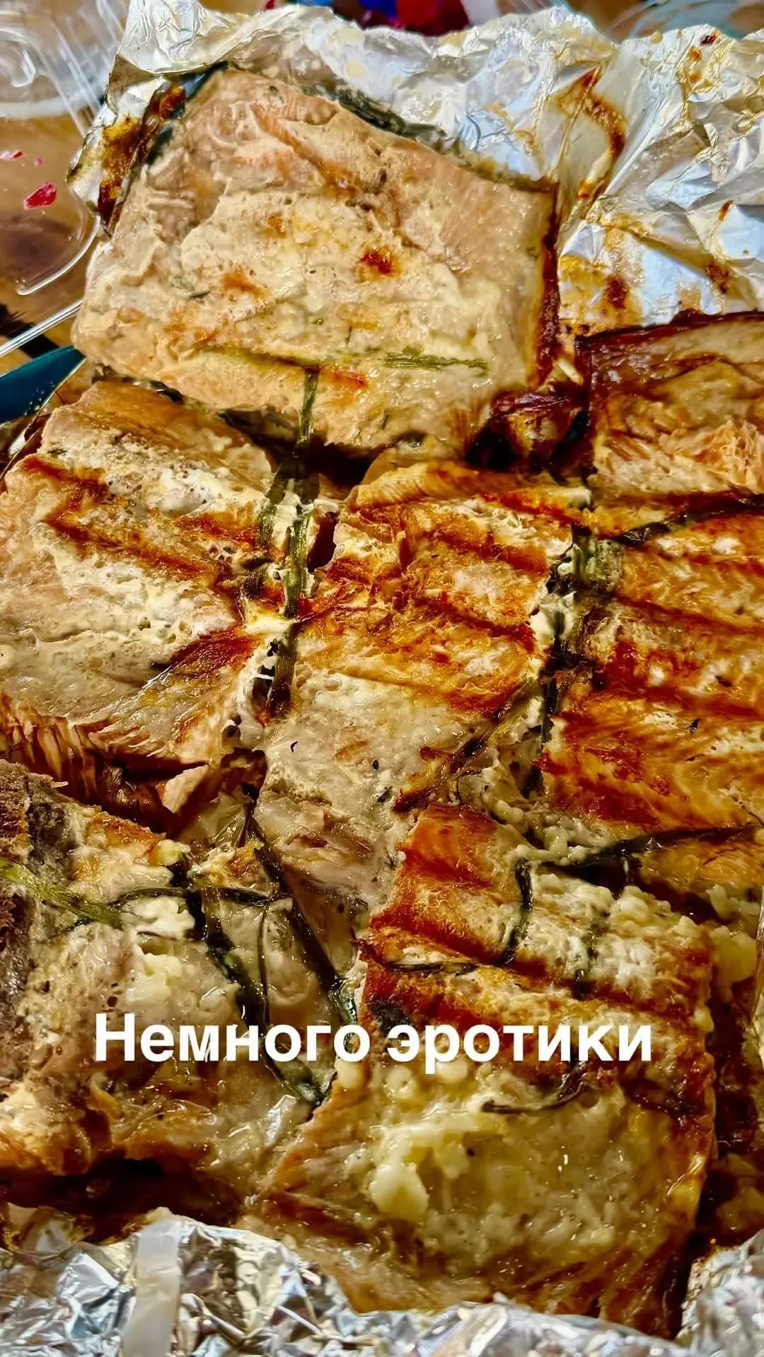 Эротическое  Гребешок в беконе на мангале  Завернуть сырой гребешок в бекон. Специи и соль не нужны.