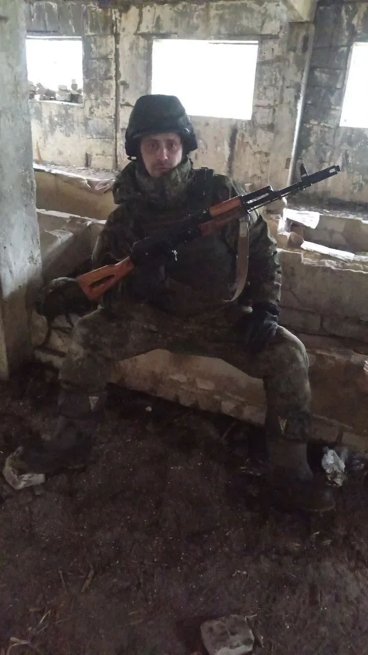 Прошу пожалуйста помогите ищу брата Капустин Сергей Викторович 19.11.1989 в/ч 41698 позывной Фокс по