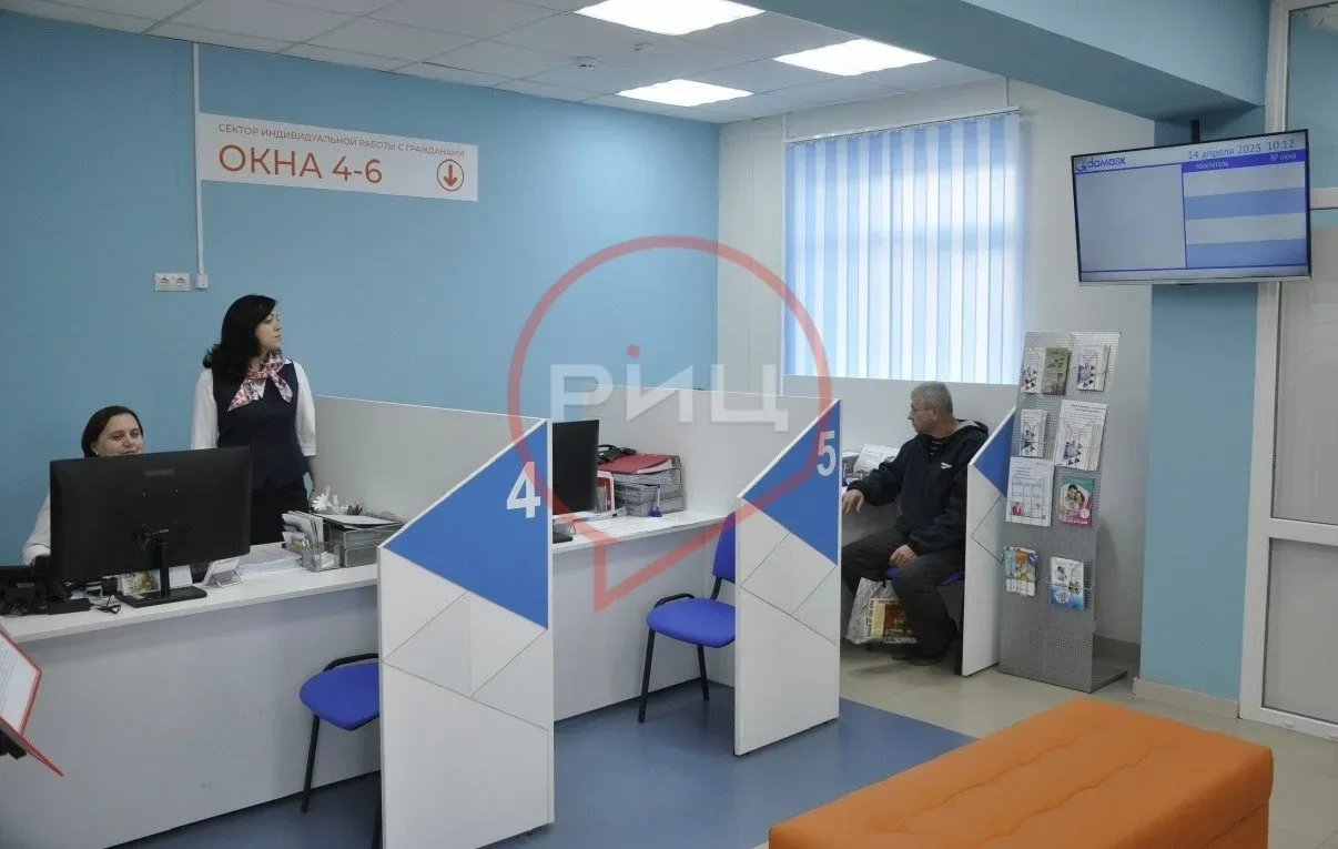 От биржи труда к современному Кадровому центру.  Раньше Служба занятости населения прочно ассоцииров