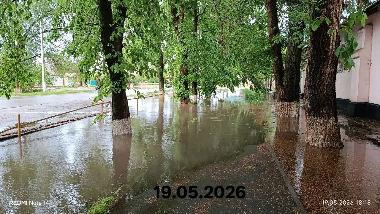 Теперь с уверенностью можно сказать, что ливневка не планировала работать в таком режиме. Важно заме