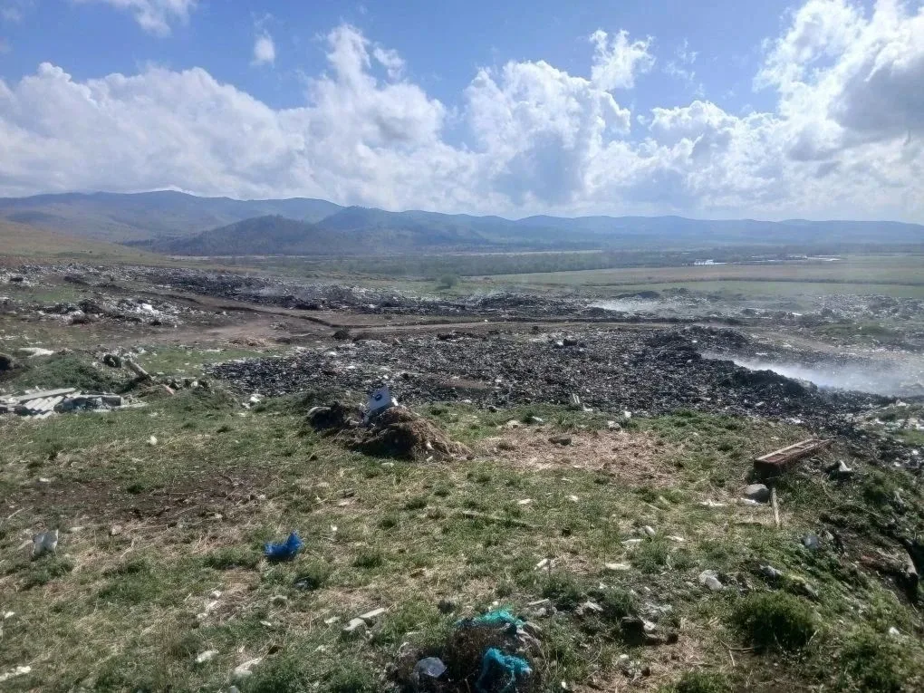 Полигон ТБО тлеет в Кыринском округе с начала мая  Тление наблюдается на полигоне ТБО в Кыринском ок