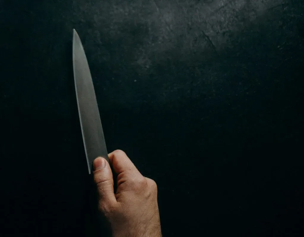 Свидетеля убийства до смерти избили бутылкой в Чите  Двух жителей Читы будут судить за двойное убийс