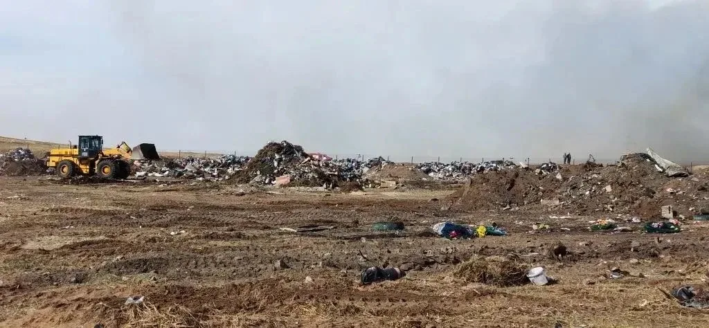 Мощный пожар потушили на свалке в Борзе за два дня  Пожар потушили на полигоне ТКО в Борзе, который 