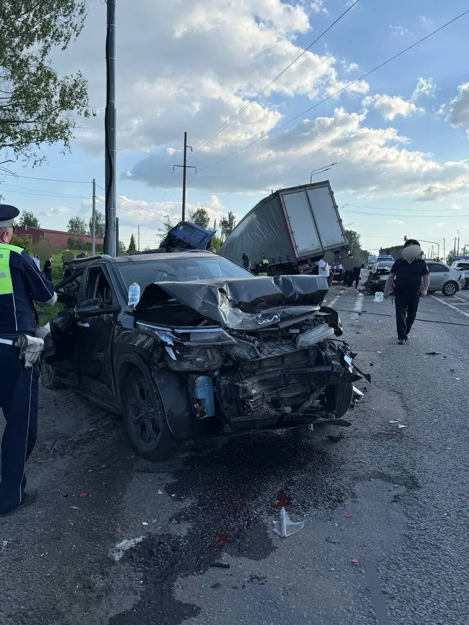 😱‼️Жуткое массовое ДТП произошло сегодня под Дмитровом в Поддубках.  По предварительной информации, 