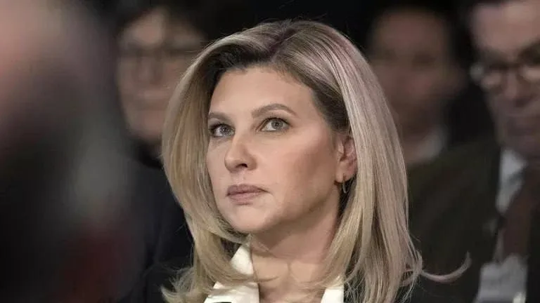 НАБУ и САП завершают расследование против жены Владимира Зеленского Елены, сообщили РИА Новости в ро
