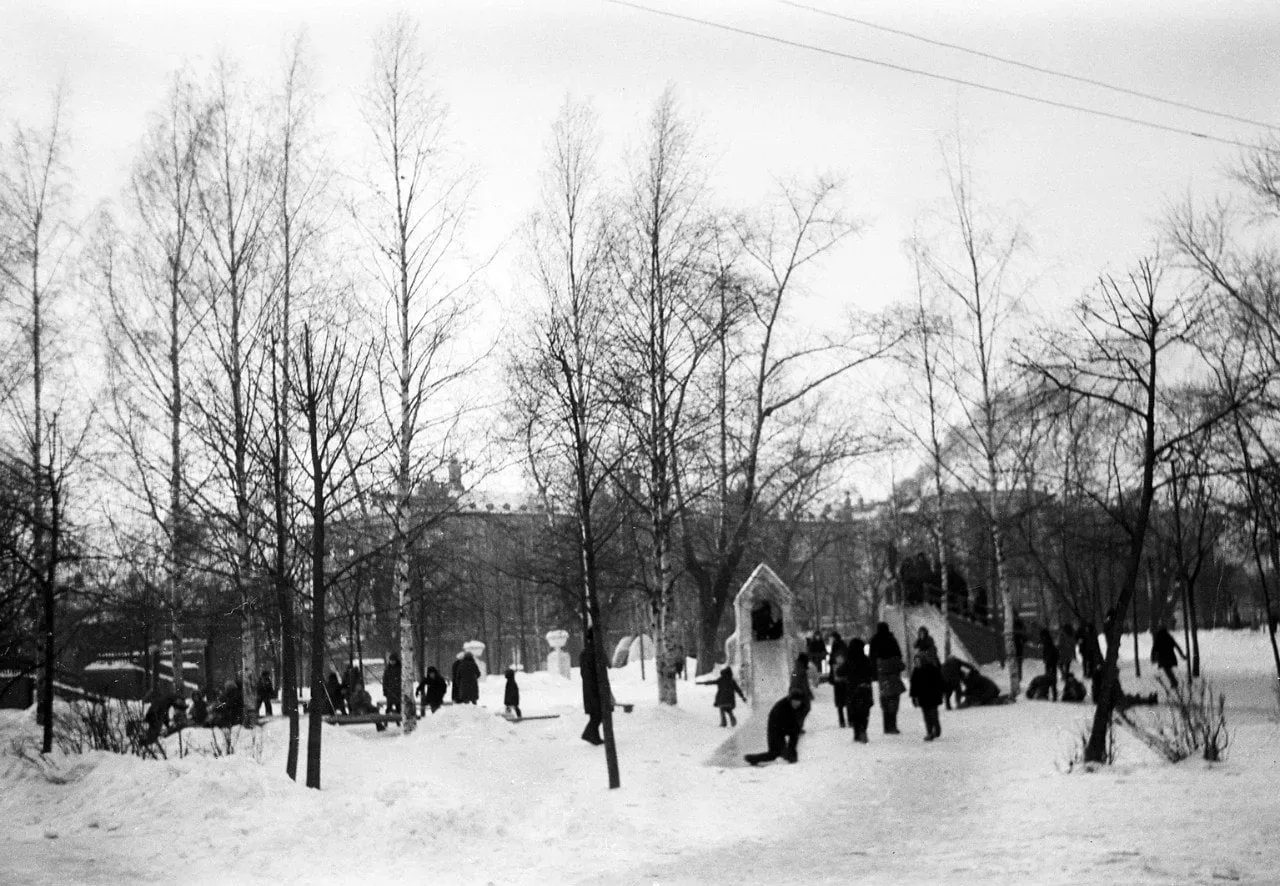 🌙  Доброй ночи, Вологда!  Детский парк в конце 1960-х годов.  Если и у вас есть что рассказать или п