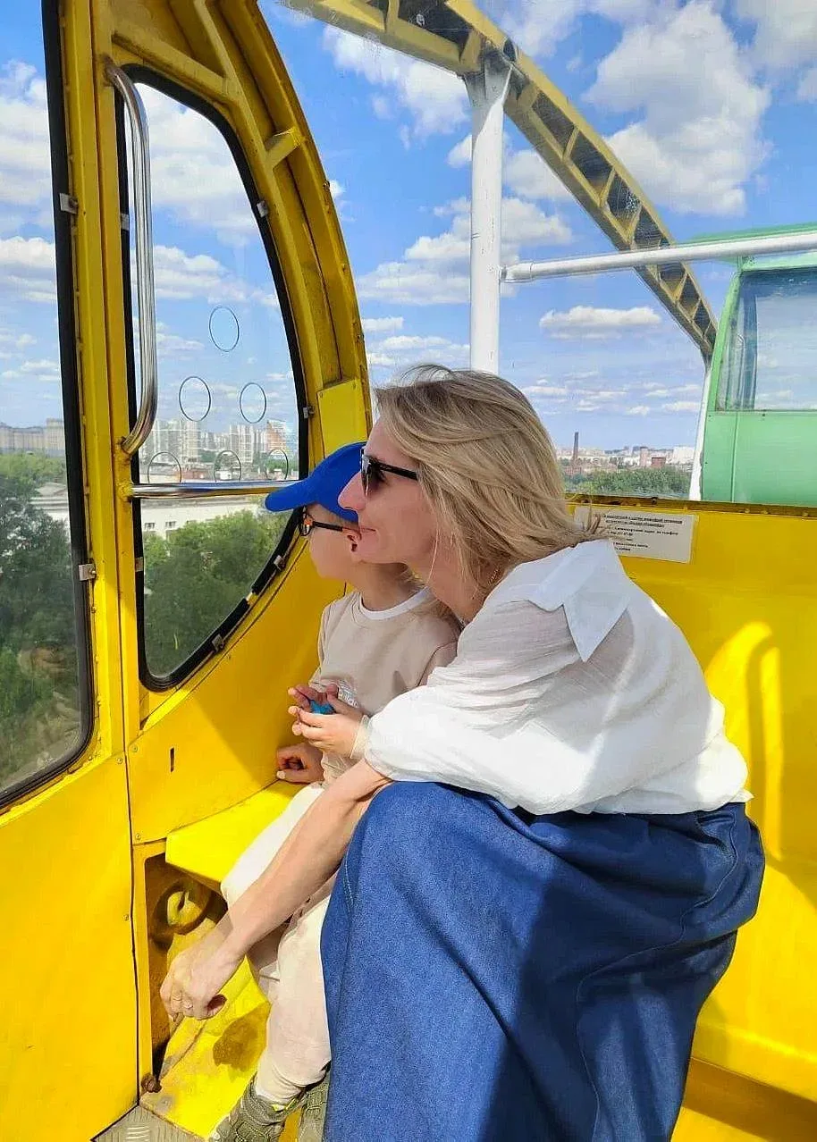 Катаемся бесплатно на колесе обозрения 🎡  🗓 до 31 мая, Пн-Пт 12:00-19:00 📍 пр. Обуховской Обороны, 1