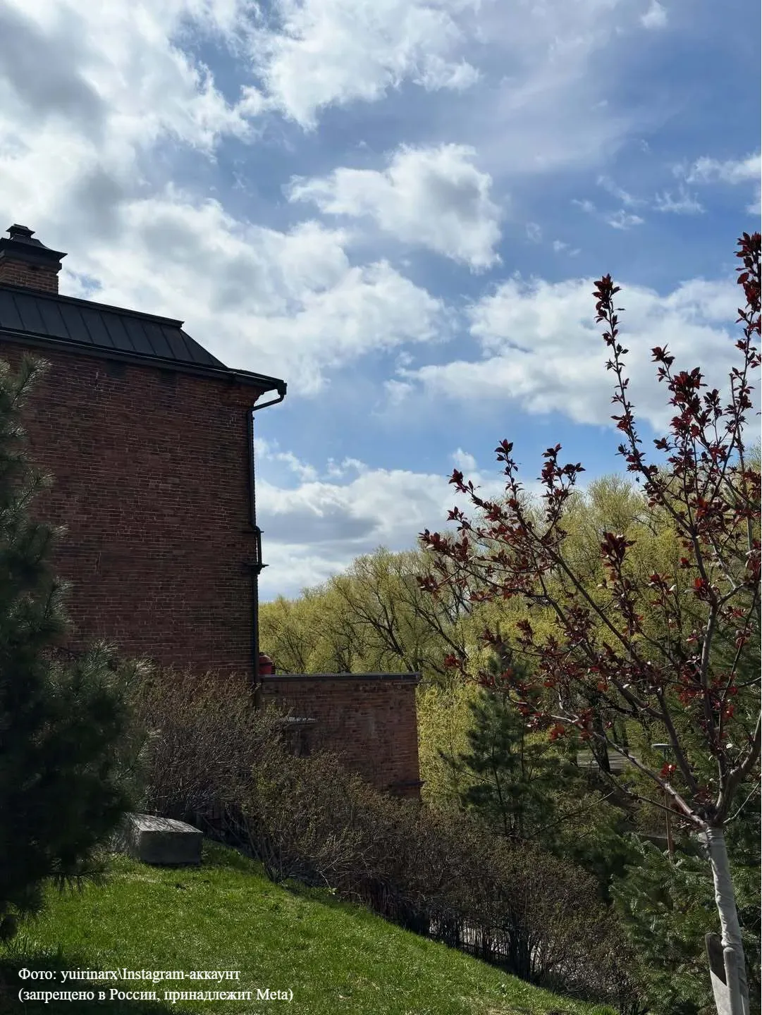 «Косой дом» в Екатеринбурге 🏠  Почему же этому дому досталось такое, на первый взгляд, странное и да