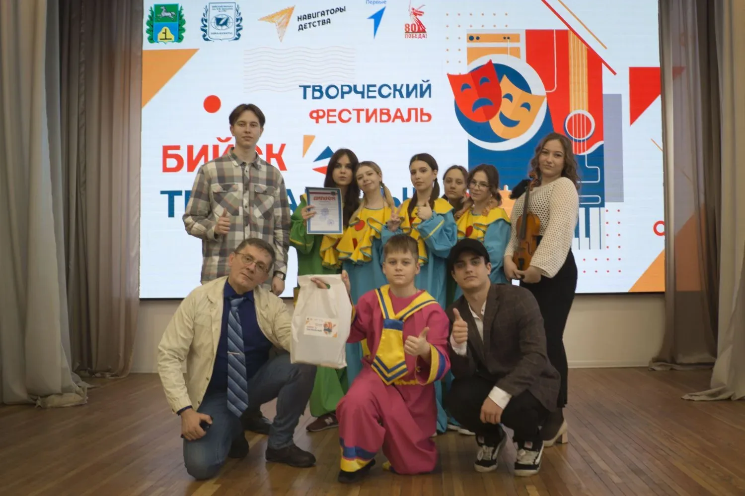 Школьный театр? Действительно ли он нужен или необходимо чётко разграничить сферы образования и куль