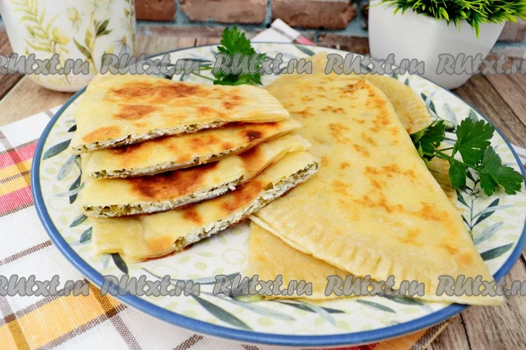 Чуду с творогом из слоёного теста  Чуду - это вкусные, аппетитные лепёшки с различными начинками, от