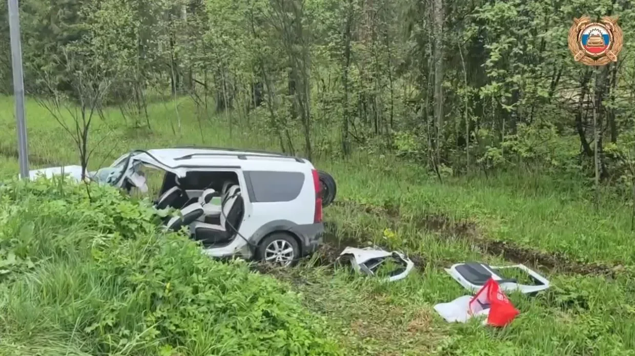 В ДТП под Рыбинском погиб водитель Lada Largus  Рано утром 16 мая на трассе Сергиев Посад — Черепове