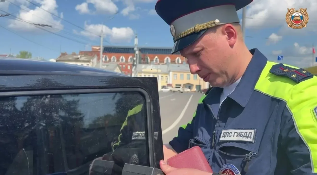 Тонировка вне закона: итоги рейда в Ярославле  Сегодня в центре города, на Богоявленской площади, ин