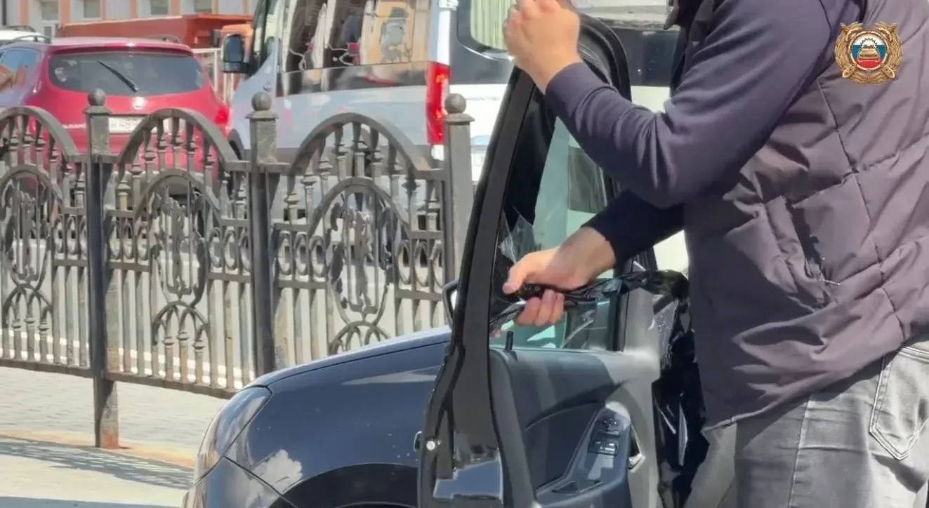 Тонировка вне закона: итоги рейда в Ярославле  Сегодня в центре города, на Богоявленской площади, ин