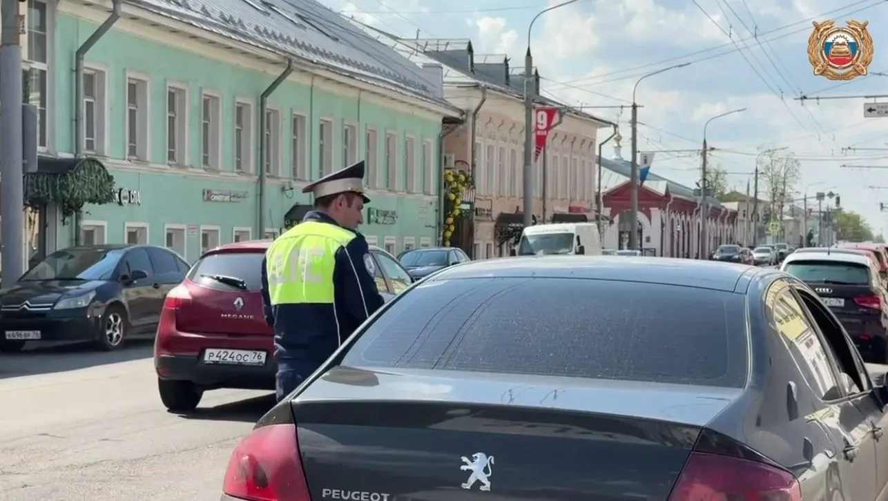 Тонировка вне закона: итоги рейда в Ярославле  Сегодня в центре города, на Богоявленской площади, ин