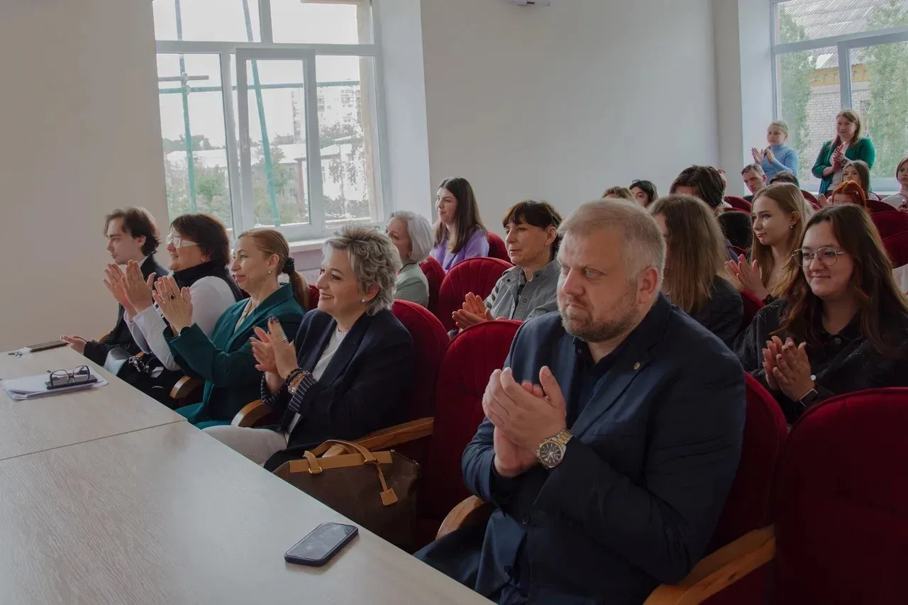 Гран-при 25-го Всероссийского вокального конкурса имени Веры Андрияненко завоевал сибиряк Андрей Егу