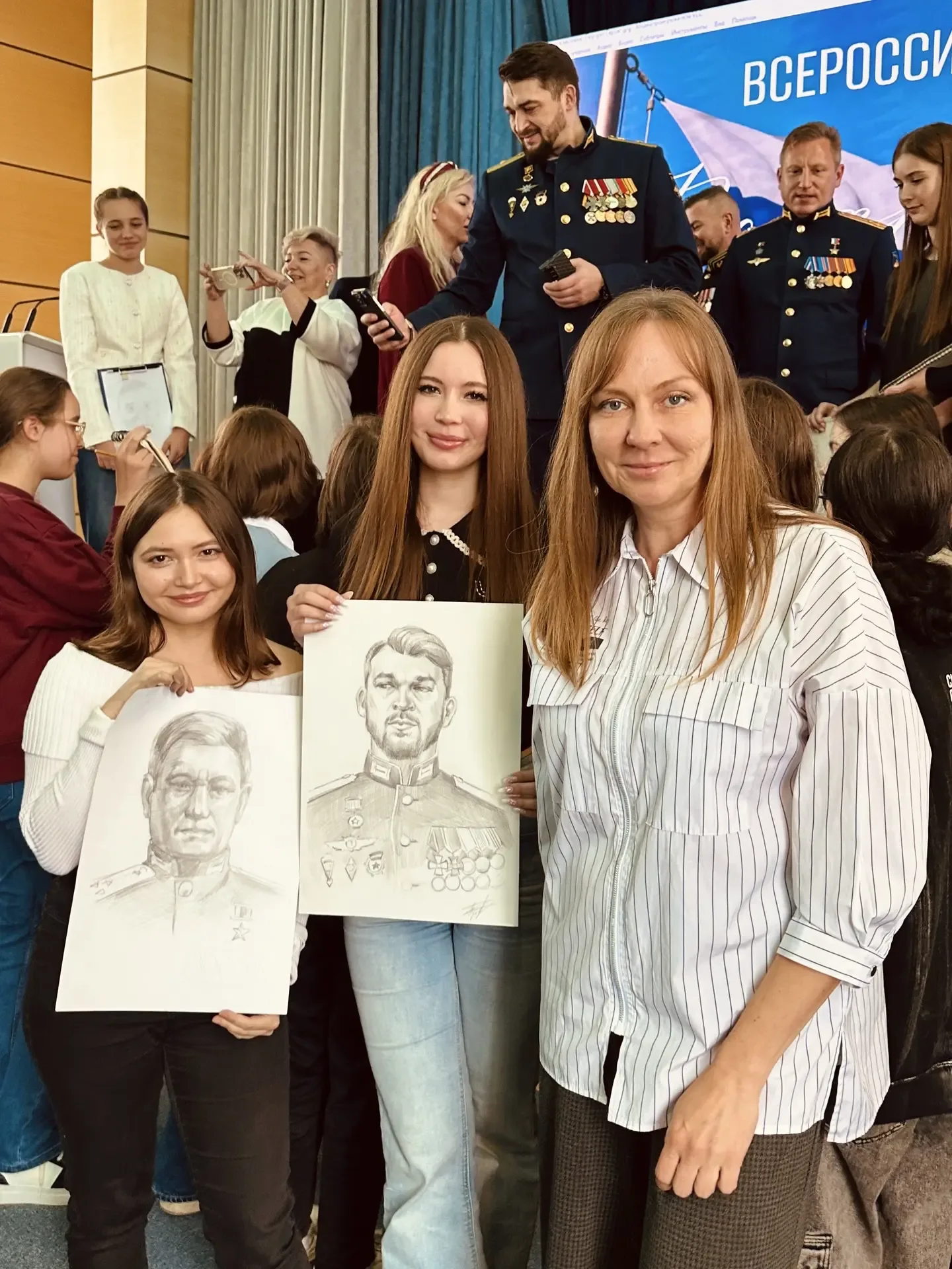 Искусство и подвиг 🚀  Студенты факультета изобразительного искусства и народных ремёсел Государствен