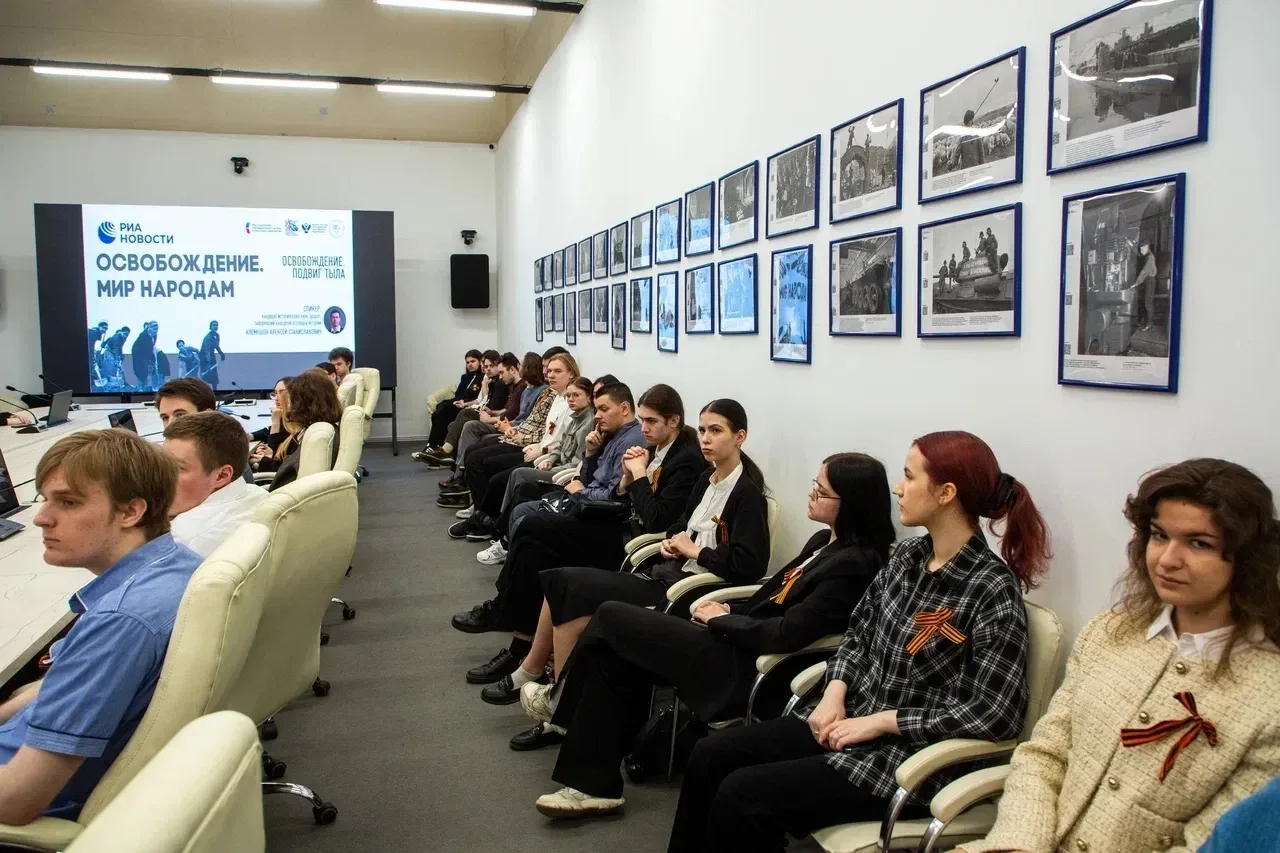Листая героические страницы войны 🎖  В Государственном университете просвещения прошла интерактивная