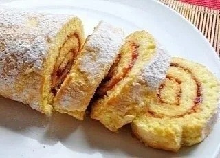 🥣 Бисквитный рулет, который получается мягким и воздушным  🔖 Ингредиенты:  Сахарная пудра — 1 стакан