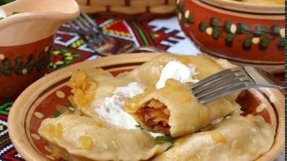 🥣 Вареники с капустой, которые хочется есть прямо со сковороды  🔖 Ингредиенты:  Капуста — 500 г Морк