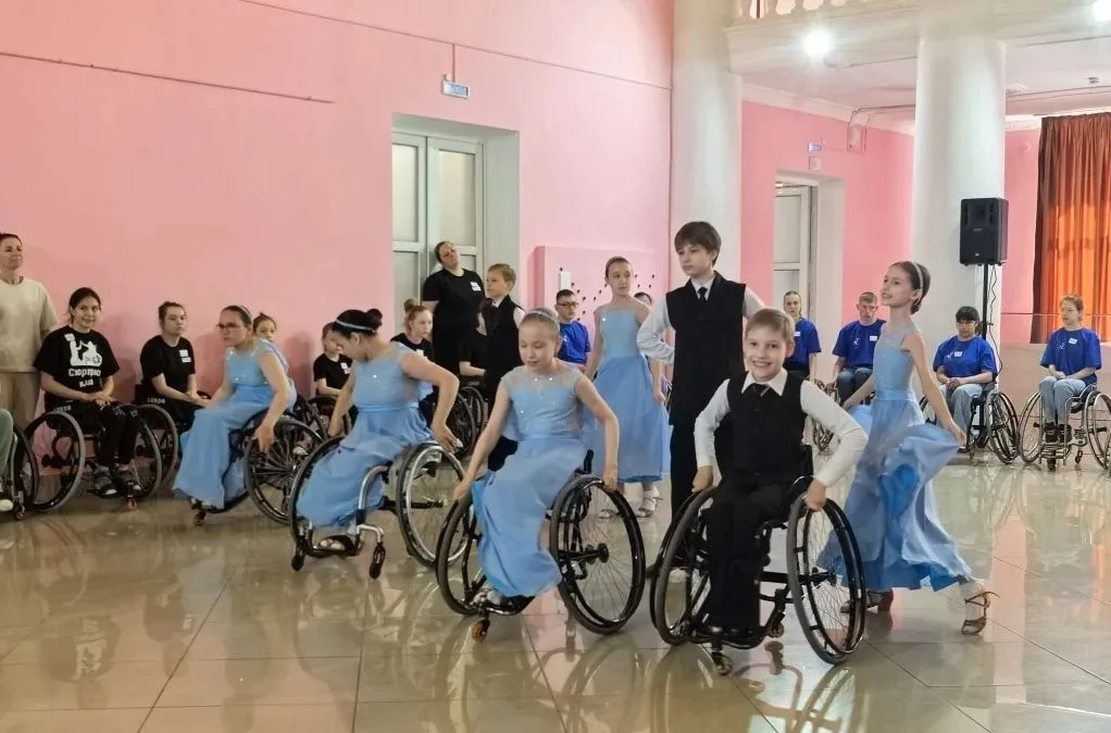 Сегодня в нашем городе впервые проводится межрегиональный мастер-класс по обучению танцам на коляска