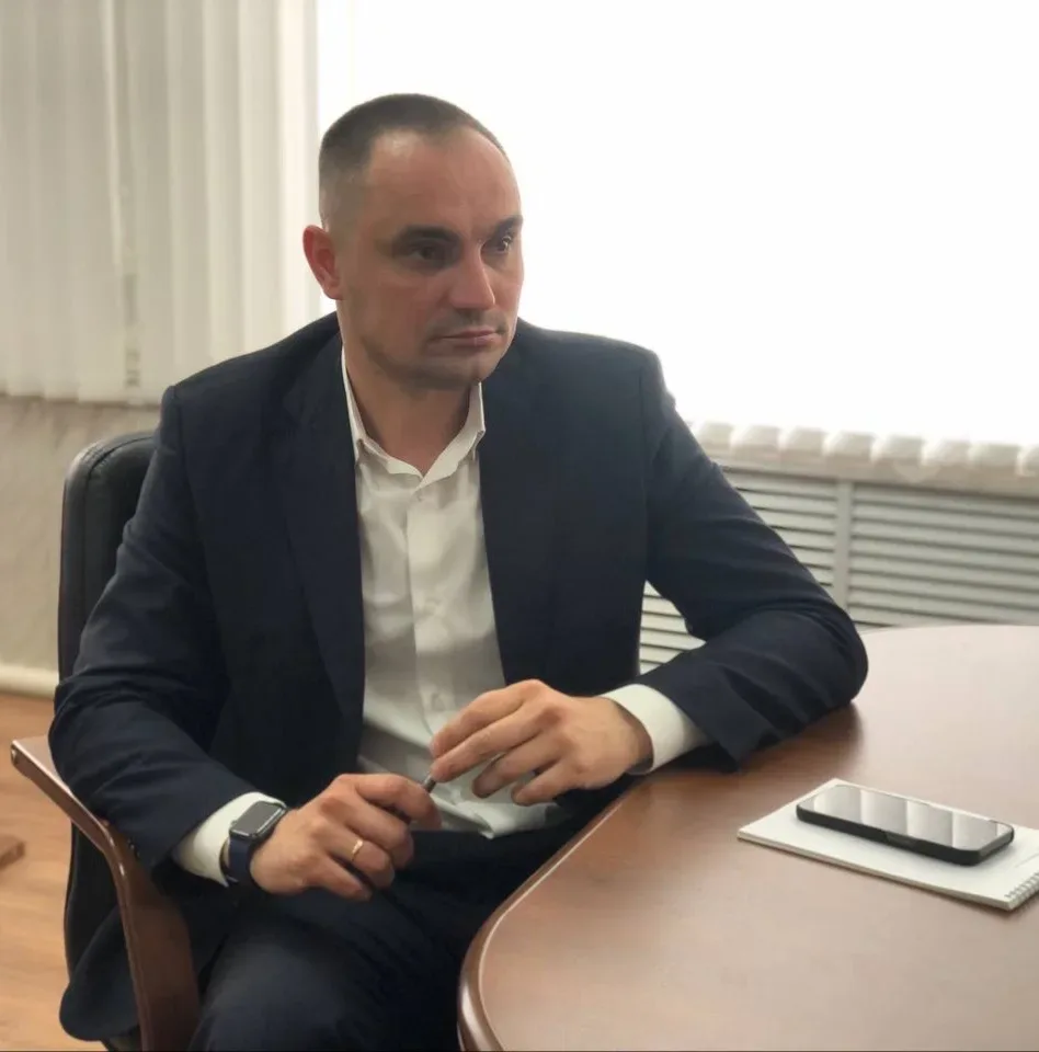 Провел оперативное совещание с коллегами  Обсудили ключевые задачи:  📌 Контроль исполнения ранее дан