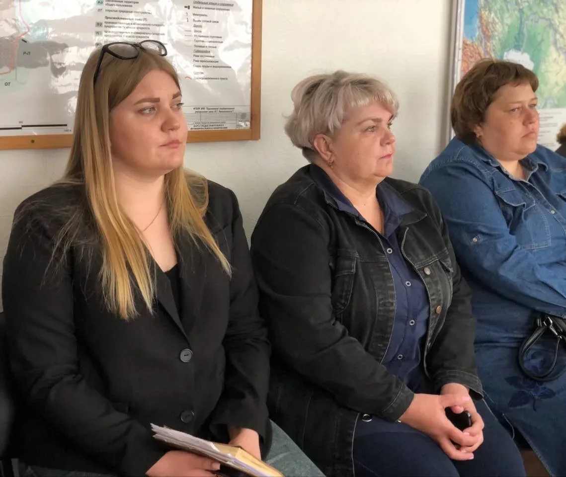 Провел оперативное совещание с коллегами  Обсудили ключевые задачи:  📌 Контроль исполнения ранее дан