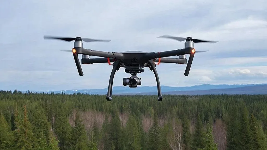 👨‍🚒 Более 60 беспилотников задействуют для обнаружения пожаров в Якутии  Глава Якутии Айсен Николаев