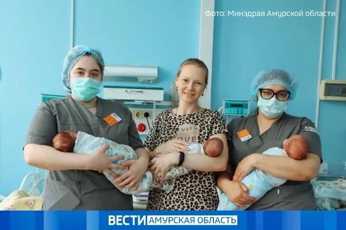 В областном перинатальном центре родилась первая в году тройня  Первая в 2026 году тройня появилась 