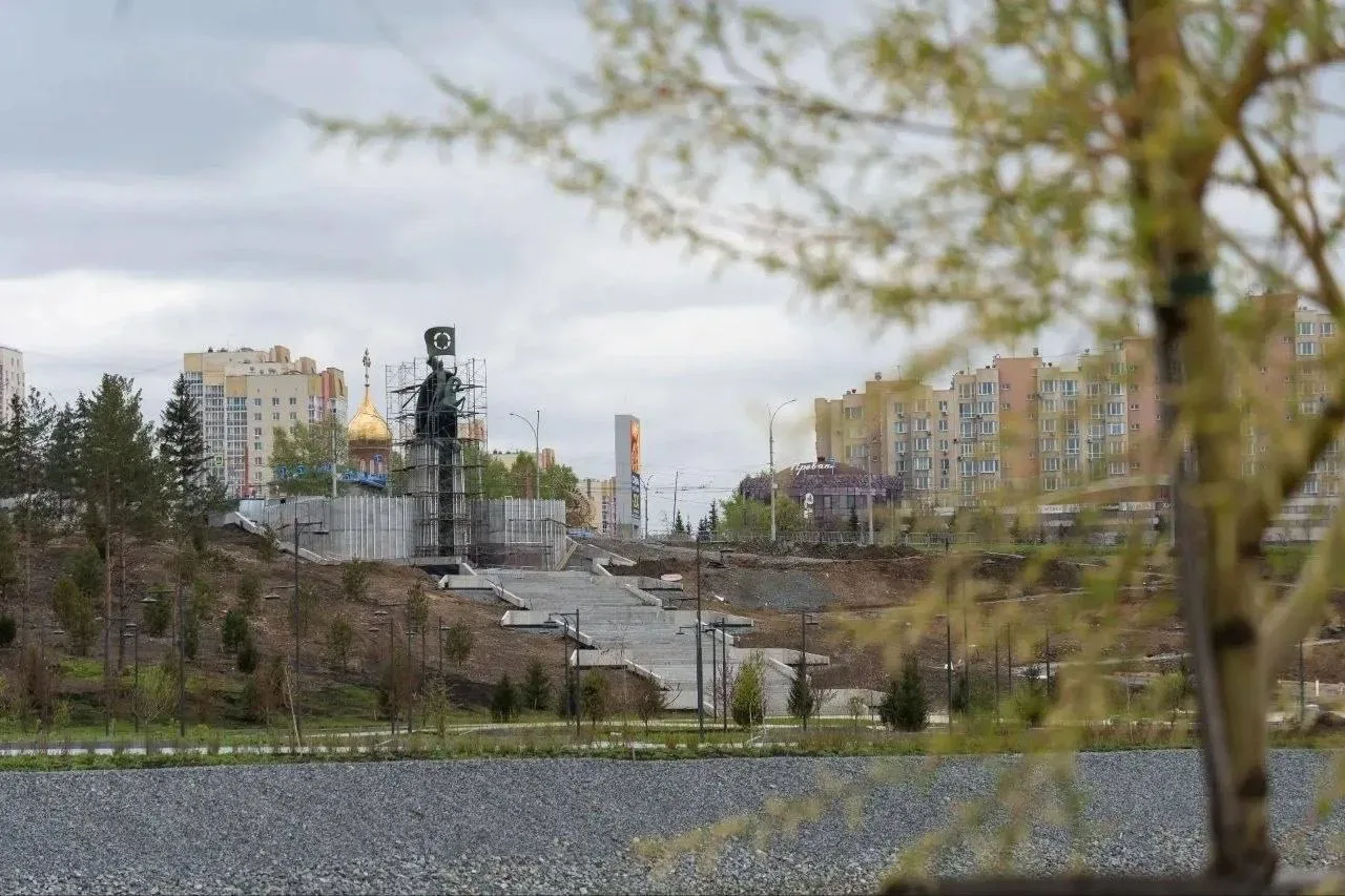 🙌Новый мост через Искитимку почти готов  В Кемерове завершается строительство пешеходного моста, кот