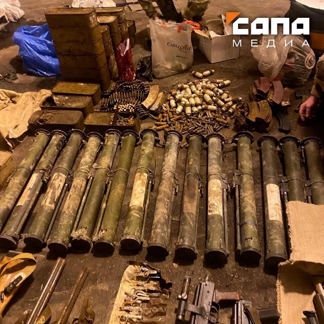 На заброшенном консервном заводе во Владикавказе нашли арсенал с РПГ и 18 тыс. патронами  Оружие, бо