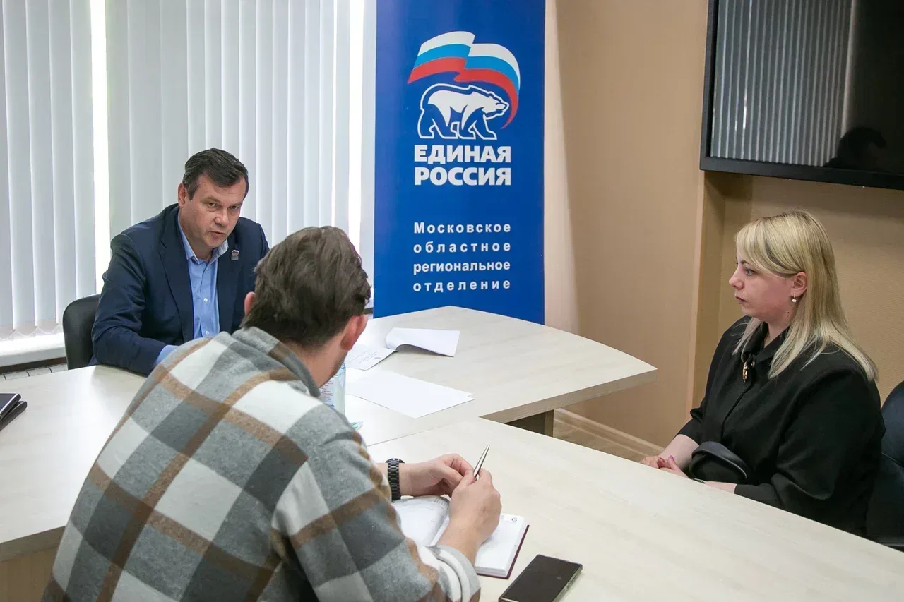 Провел личный прием жителей — всегда ценю возможность напрямую пообщаться с людьми, узнать, что дейс