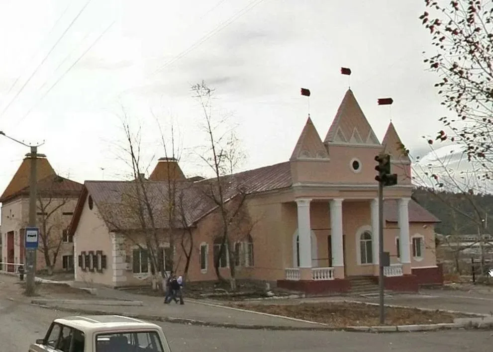 🌳 В середине 1960-х рядом с Театром кукол на улице Бабушкина разбили городской сад — он занимал целы