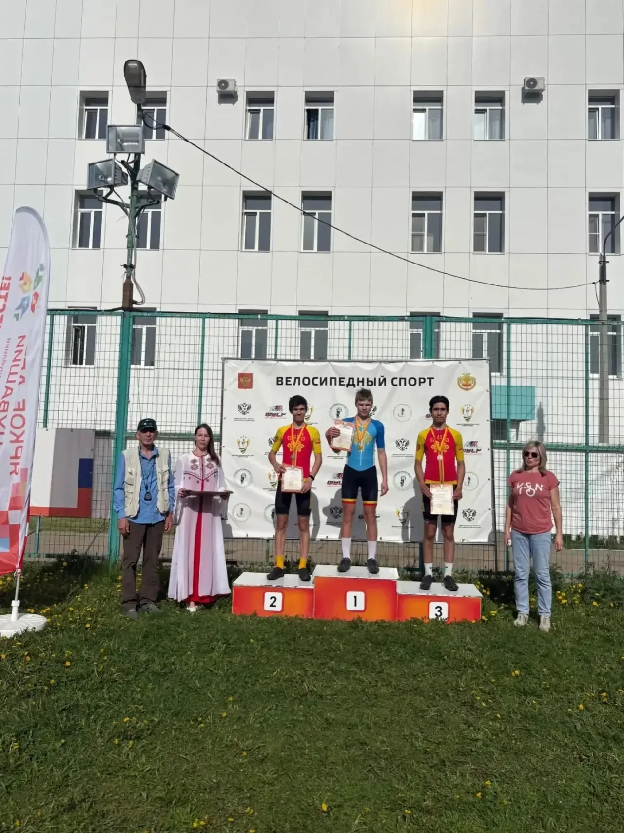 Чувашские спортсмены завоевали 17 медалей на чемпионате и первенстве ПФО по велосипедному спорту   С