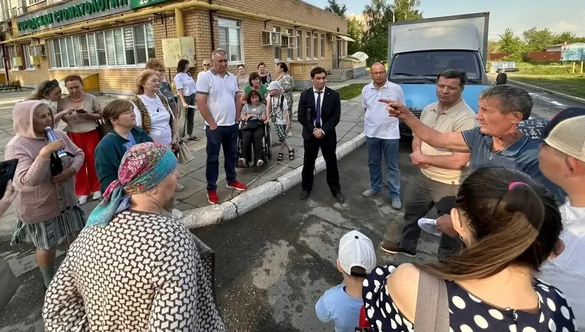 В Чебоксарах Единый информационный день завершился встречами с жителями на дворовых площадках  Накан